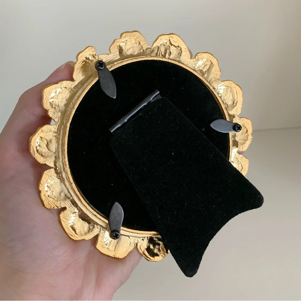 NWOT Vintage gold enamel rose photo frame